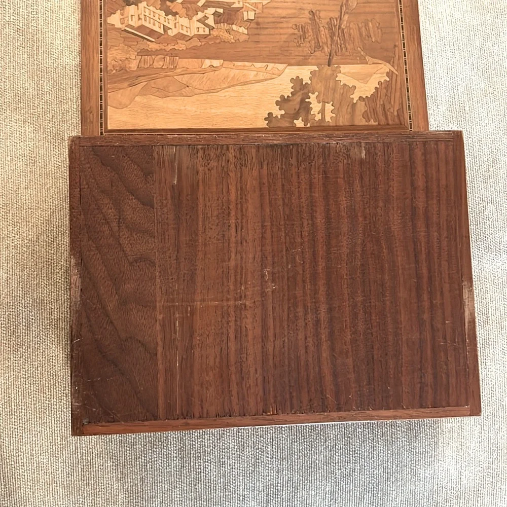 Vintage Wood Marquetry Landscape Box Inlaid Scene 7” x 9,5 “ European